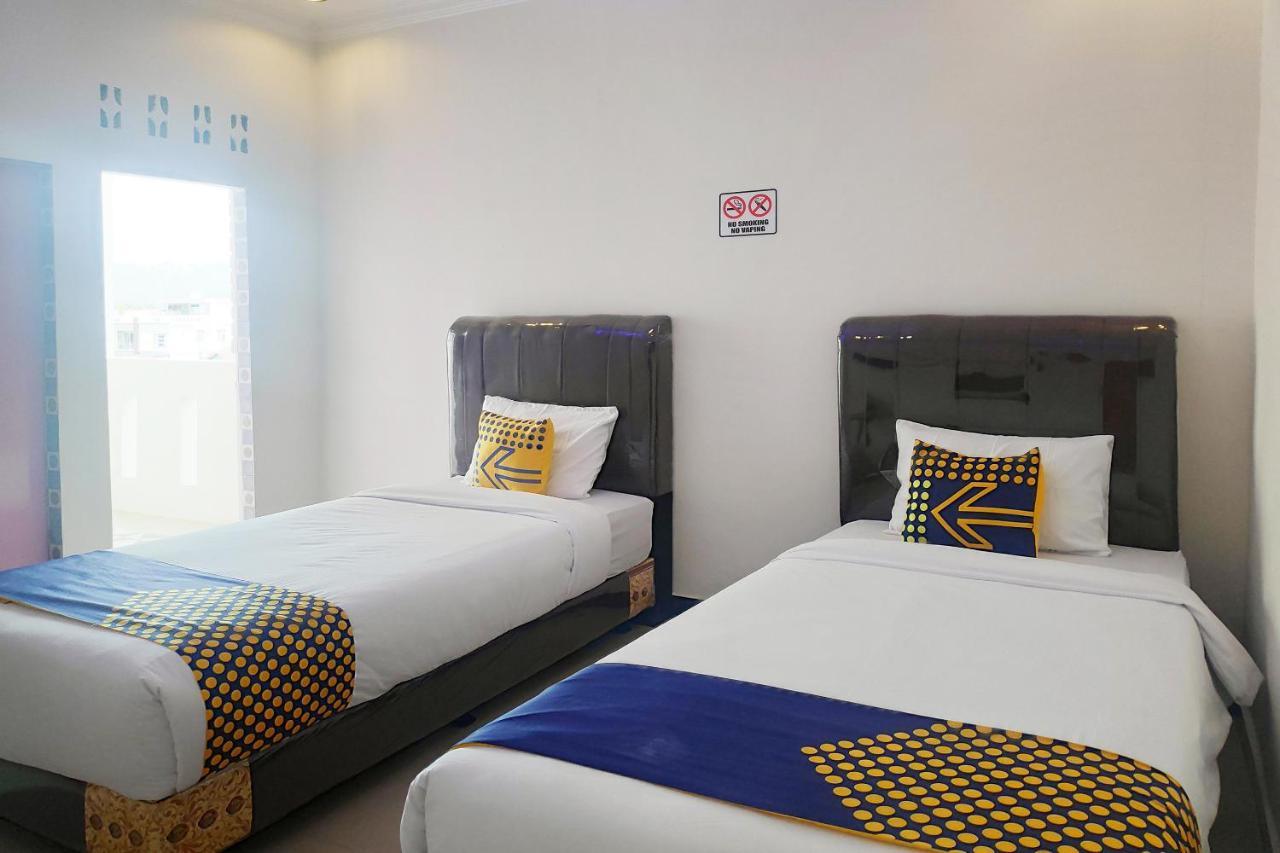 Oyo 2220 Pink'S Guest House Tarutung Εξωτερικό φωτογραφία